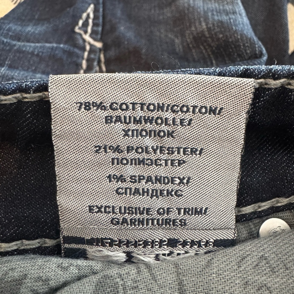 Silver Jeans - Picture 8 of 8
